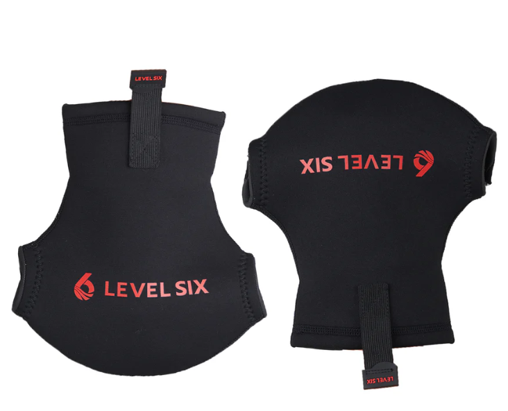 e185ba_49be5f731aff4127893406b9452a6501mv2.png Level Six Comp Neoprene Pogies - Image 1